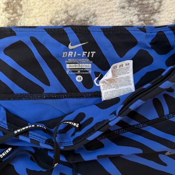 Nike Dri-Fit Running Capris - Picture 5 of 8